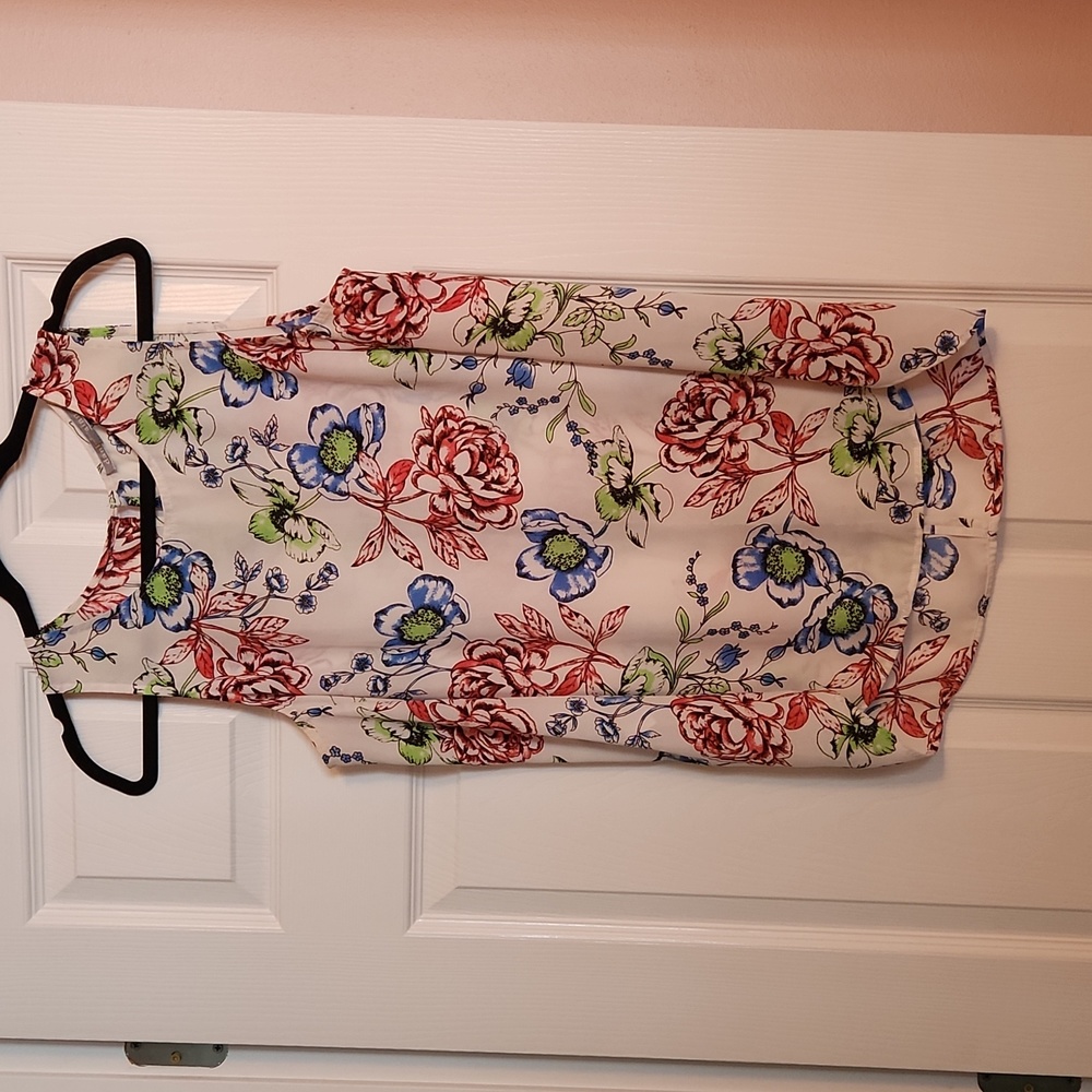 Daniel Rainn Floral Top